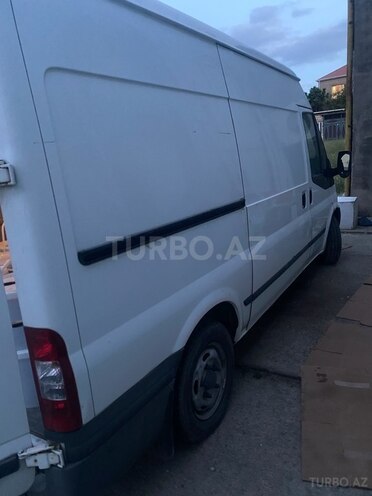 Ford Transit-7