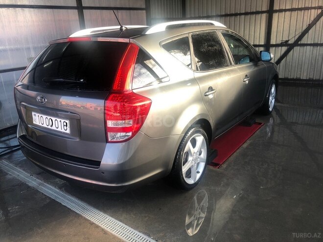 Kia Ceed 2010, 300,000 km - 1.6 л - Bakı