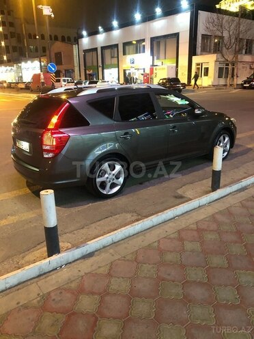 Kia Ceed 2010, 300,000 km - 1.6 л - Bakı