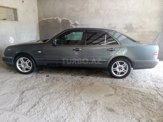 Mercedes E 280 1996, 330,000 km - 2.8 l - Bakı