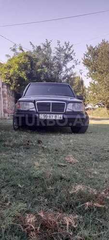Mercedes E 220 1994, 245,000 km - 2.2 l - Bakı