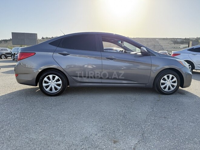 Hyundai Accent 2015, 146,600 km - 1.6 л - Bakı