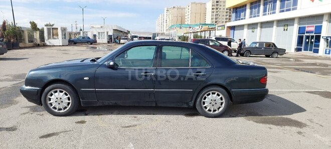 Mercedes E 230 1997, 495,316 km - 2.3 l - Bakı