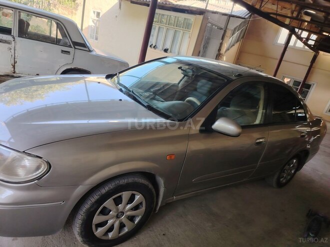 Nissan Sunny 2006, 358,255 km - 1.6 l - Quba