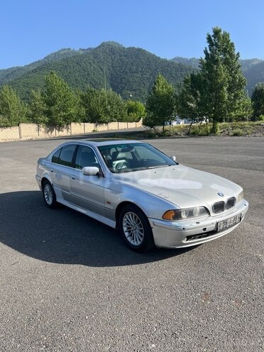 BMW 525 2001, 389,000 km - 2.5 l - Bakı