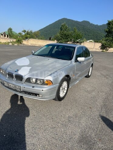 BMW 525 2001, 389,000 km - 2.5 l - Bakı