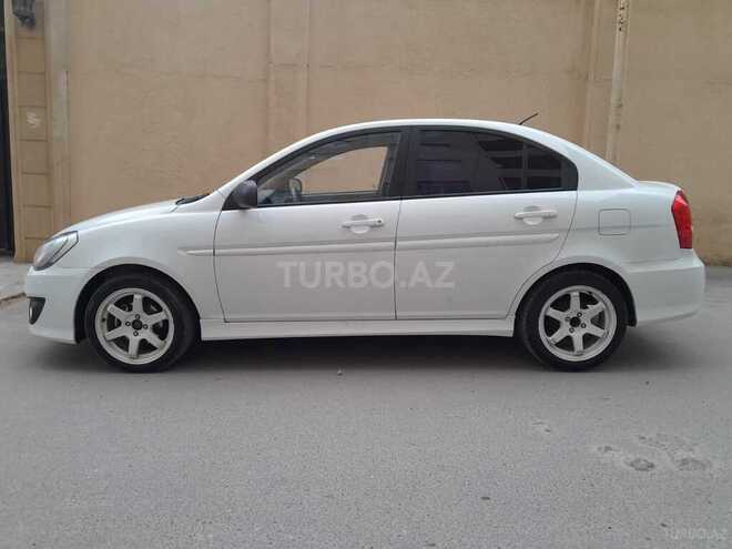 Hyundai Accent 2009, 298,500 km - 1.5 l - Saatlı