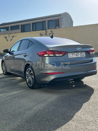 Hyundai Elantra 2018, 168,000 km - 2.0 л - Bakı