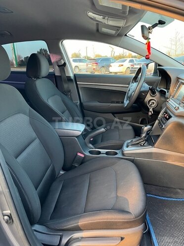 Hyundai Elantra 2018, 168,000 km - 2.0 л - Bakı