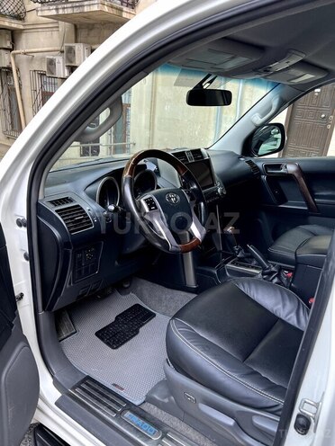 Toyota Land Cruiser Prado 2010, 202,000 km - 2.7 l - Bakı