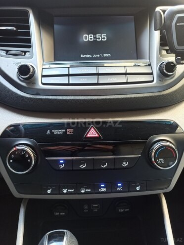 Hyundai Tucson-11