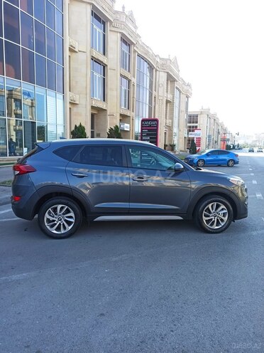 Hyundai Tucson-4