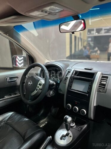 Nissan X-Trail-13