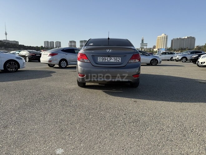 Hyundai Accent 2015, 146,600 km - 1.6 л - Bakı
