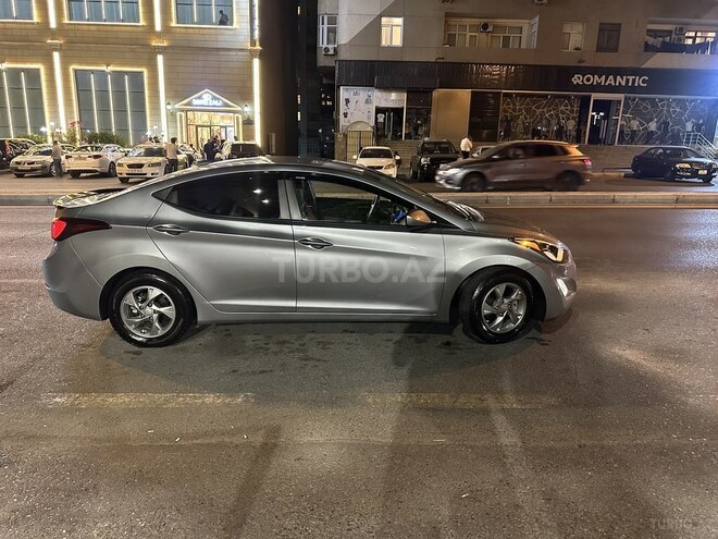 Hyundai Elantra 2015, 205,000 km - 1.8 л - Bakı