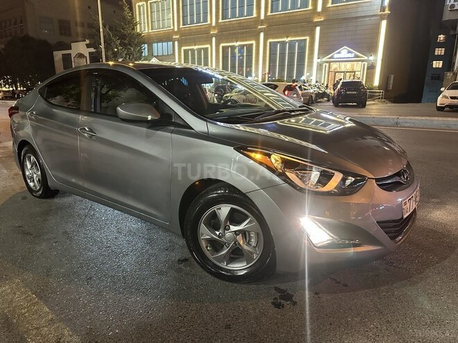 Hyundai Elantra 2015, 205,000 km - 1.8 л - Bakı
