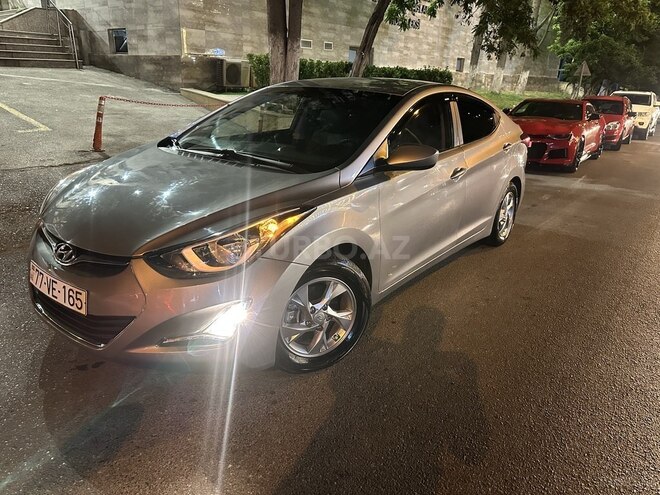 Hyundai Elantra 2015, 205,000 km - 1.8 л - Bakı