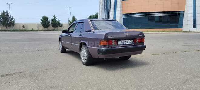 Mercedes 190 1991, 233,365 km - 2.0 l - Quba