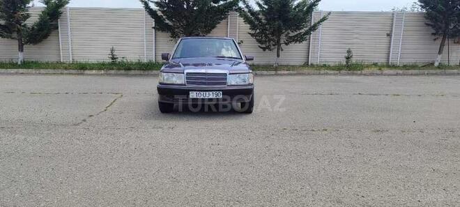 Mercedes 190 1991, 233,365 km - 2.0 l - Quba