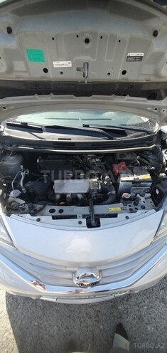 Nissan Note-9