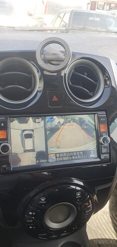 Nissan Note-5