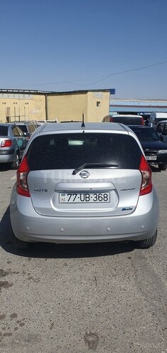 Nissan Note-2