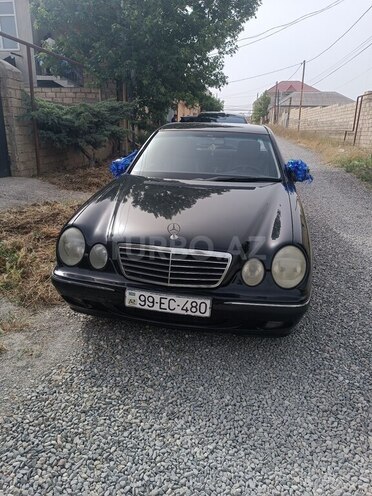Mercedes E 270 2000, 241,000 km - 2.7 l - Bakı