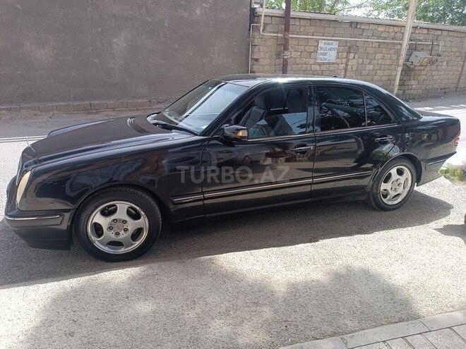 Mercedes E 270 2000, 241,000 km - 2.7 l - Bakı