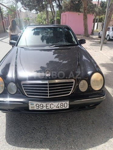 Mercedes E 270 2000, 241,000 km - 2.7 l - Bakı