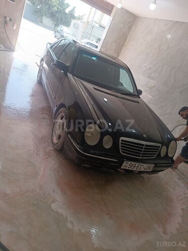 Mercedes E 270 2000, 241,000 km - 2.7 l - Bakı