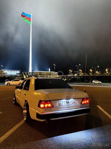 Mercedes E 230 1990, 480,000 km - 2.3 l - Bakı