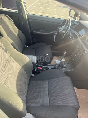 Toyota Corolla 2006, 345,000 km - 1.4 l - Bakı