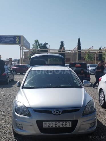 Hyundai i30 2011, 228,612 km - 1.6 л - Gəncə