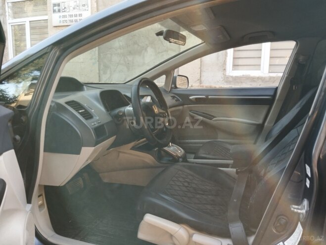 Honda Civic-12