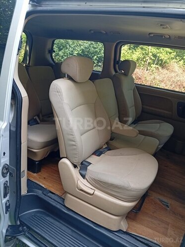 Hyundai H-1 2009, 556,100 km - 2.5 l - Şəki