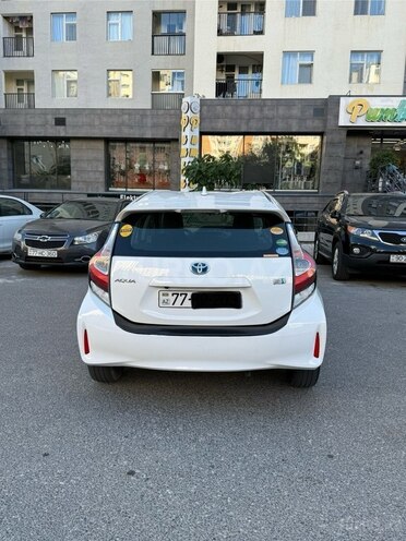 Toyota Aqua 2019, 91,000 km - 1.5 l - Bakı