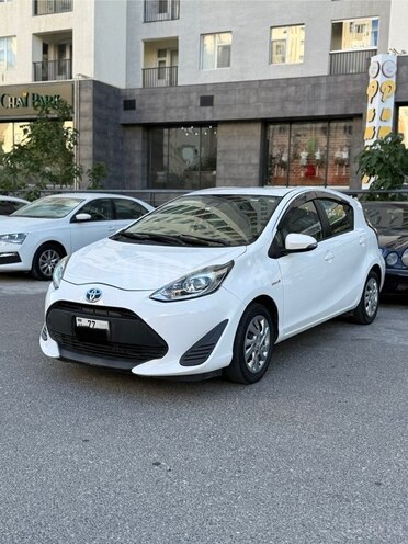 Toyota Aqua 2019, 91,000 km - 1.5 l - Bakı