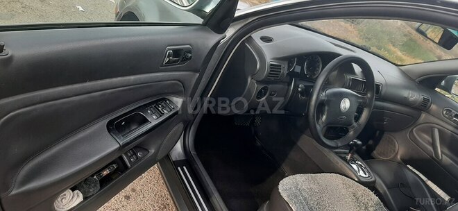 Volkswagen Passat 2004, 390,000 km - 1.8 l - Bakı