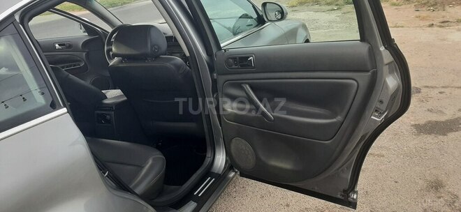 Volkswagen Passat 2004, 390,000 km - 1.8 l - Bakı