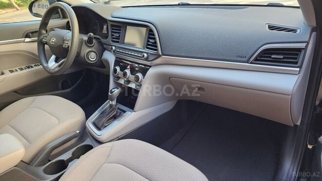 Hyundai Elantra 2019, 60,000 km - 2.0 l - Bakı