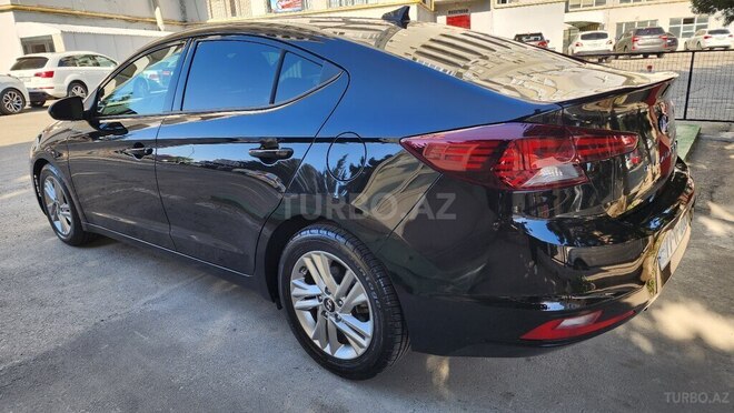 Hyundai Elantra 2019, 60,000 km - 2.0 l - Bakı