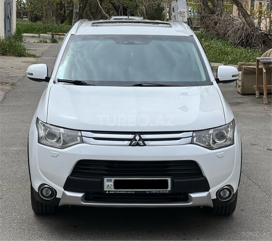 Mitsubishi Outlander 2014, 300,000 km - 2.4 l - Bakı