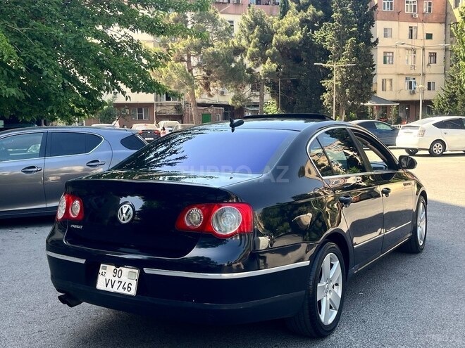 Volkswagen Passat 2005, 280,000 km - 2.0 l - Bakı