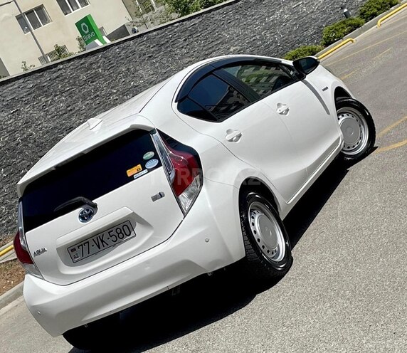 Toyota Aqua 2017, 55,000 km - 1.5 l - Bakı