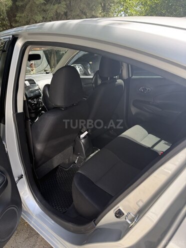 Nissan Sunny 2014, 127,000 km - 1.2 л - Bakı