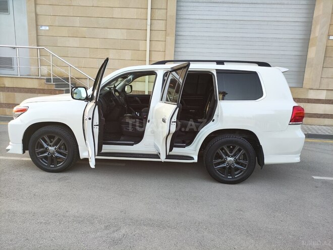 Toyota Land Cruiser-8