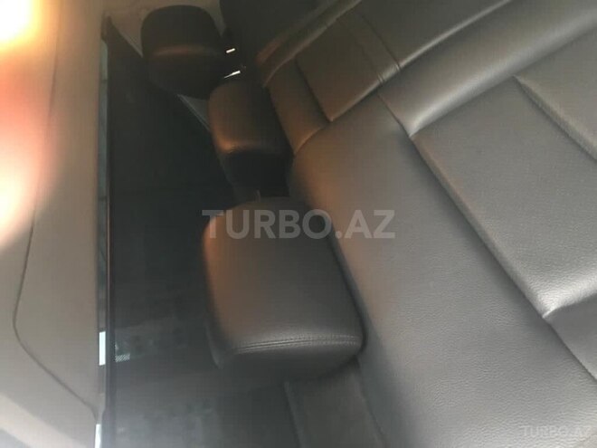 Mercedes E 350 2009, 187,000 km - 3.5 l - Bakı