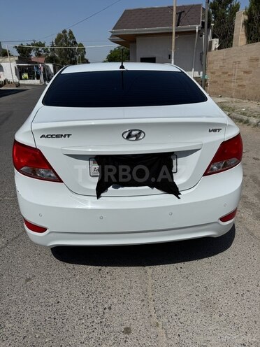 Hyundai Accent 2015, 89,800 km - 1.6 l - Bakı
