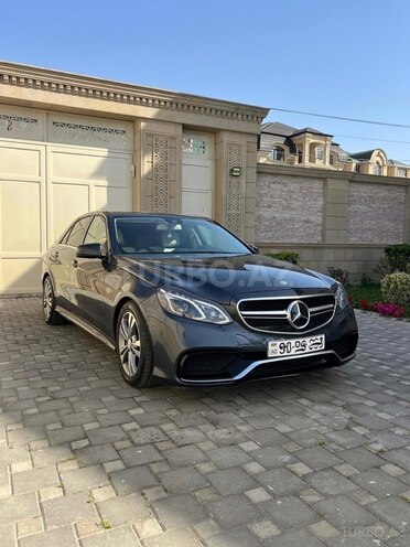Mercedes E 250-1