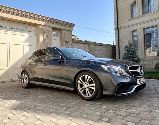 Mercedes E 250-3